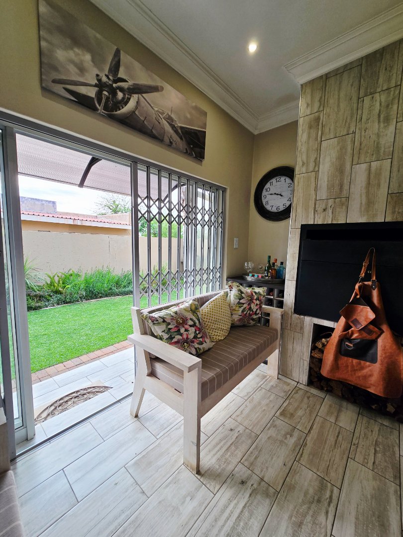 3 Bedroom Property for Sale in Wilkoppies North West